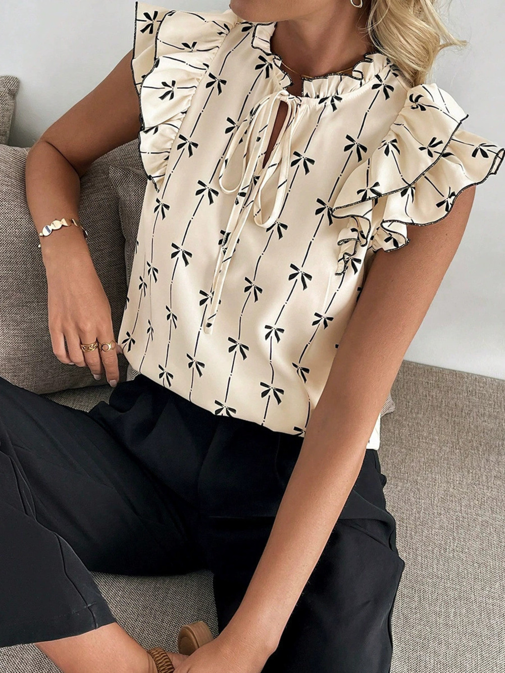 ZARA Women Summer Ruffle Short Sleeve Blouse Drawstring Lace Neck Pullover